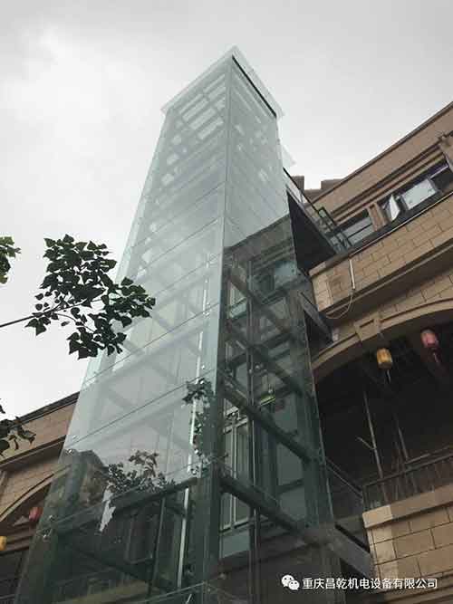 重庆某商场电梯安装案例展示