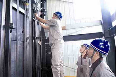 重庆电梯维修保养专家团队为你服务